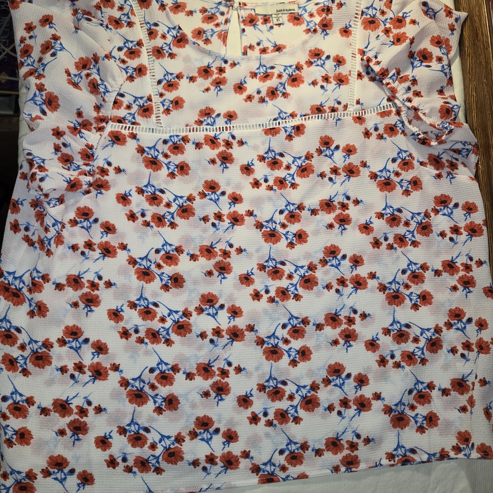 Women's White Floral Scoop Neck Tank Top by Loft